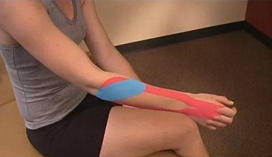 4 steps to heal tennis elbow - tape job