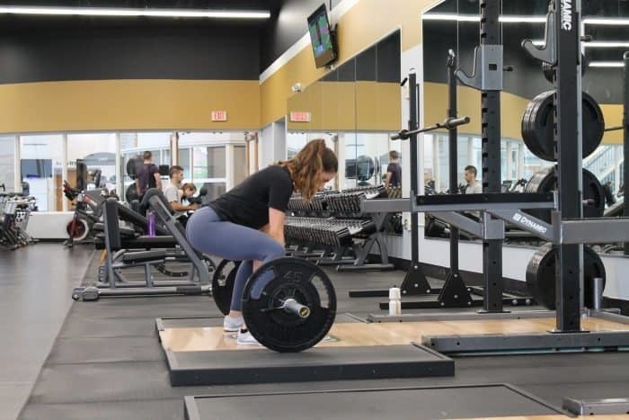 proper posture for deadlifts